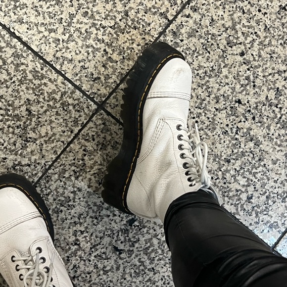 Dr. Martens Sinclair Boot (Jadon) - Picture 5 of 7